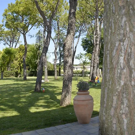 Otel Ausonia Monte Porzio