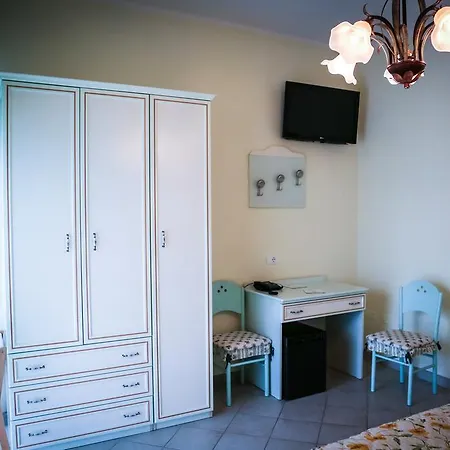 Hotel Ausonia Monte Porzio