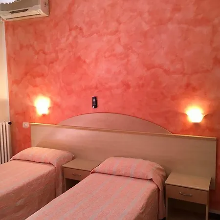 Ausonia 2* Monte Porzio