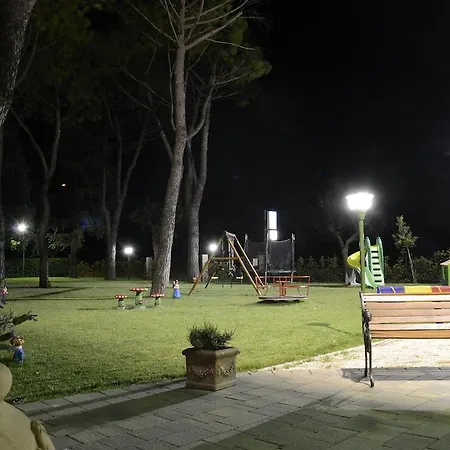 Ausonia 2* مونتي بورزيو