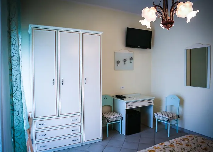 Hotel Ausonia Monte Porzio